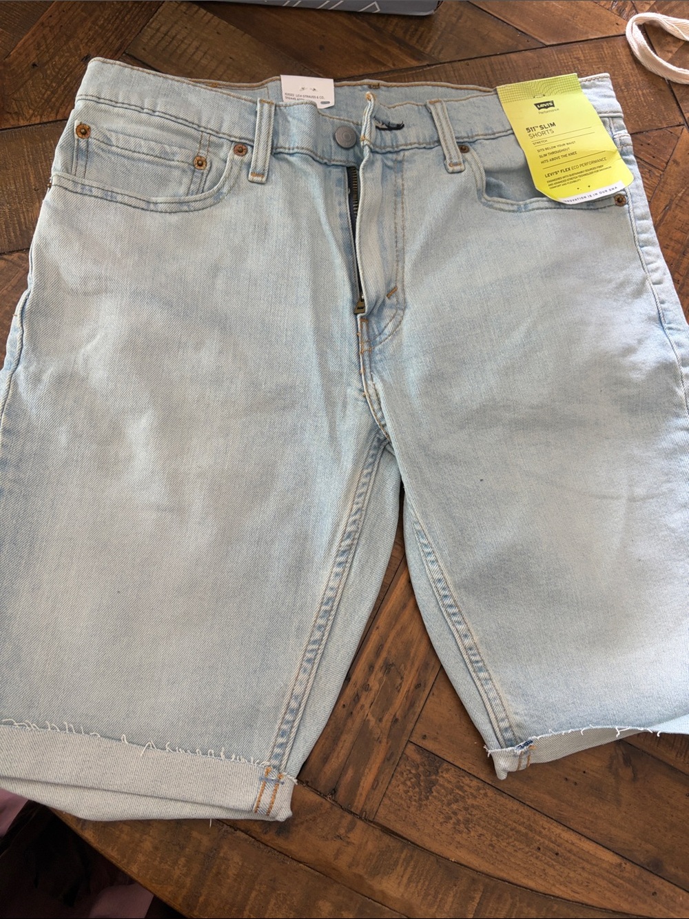 Men's Levi’s Light Wash Denim Shorts